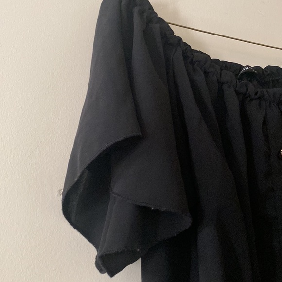 Black Crop Top | Size Large - Picture 4 of 5